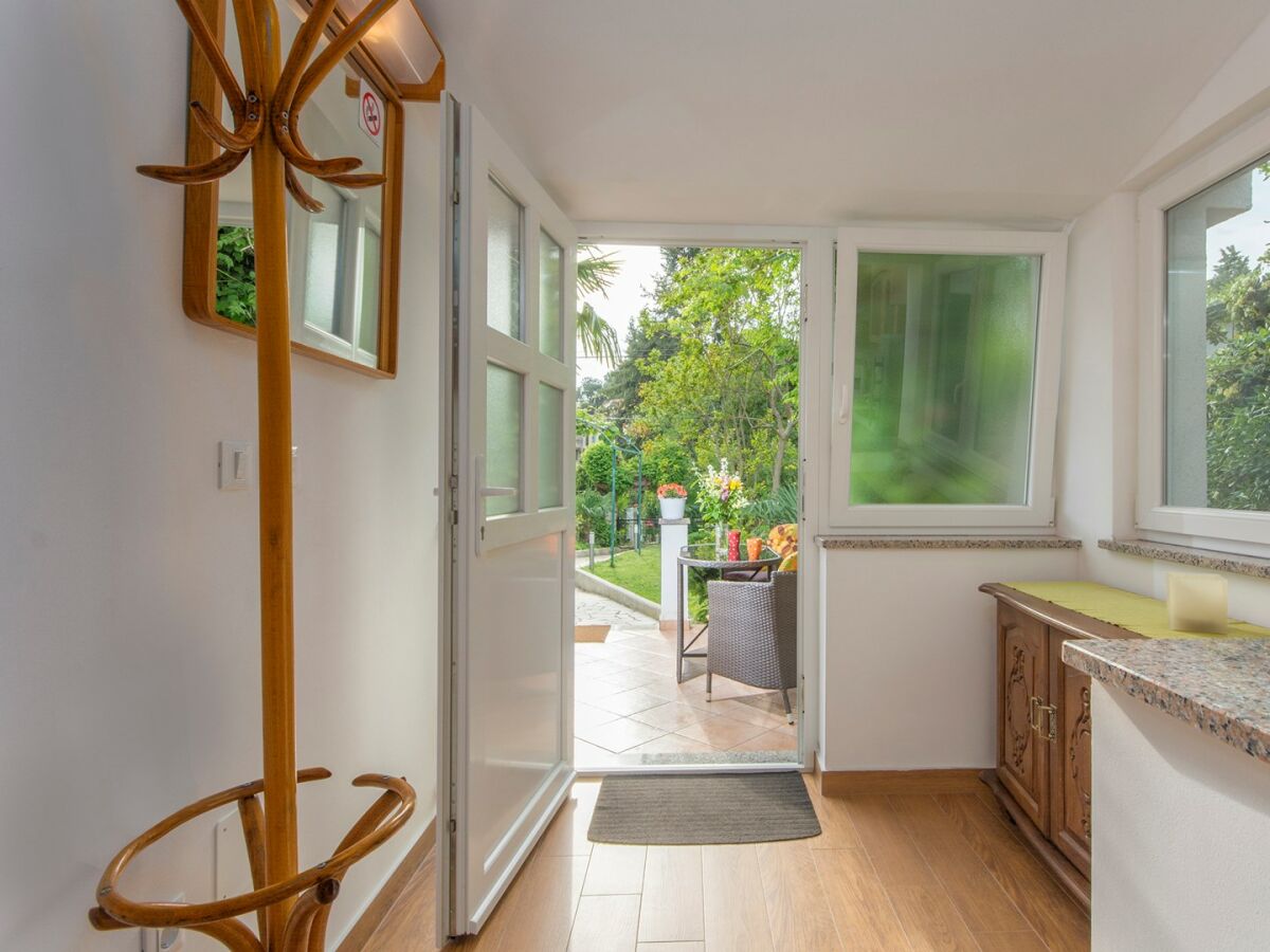 Apartment Apartments Cupar - Valentina, 100 m from the beach - Outdoor photo 2