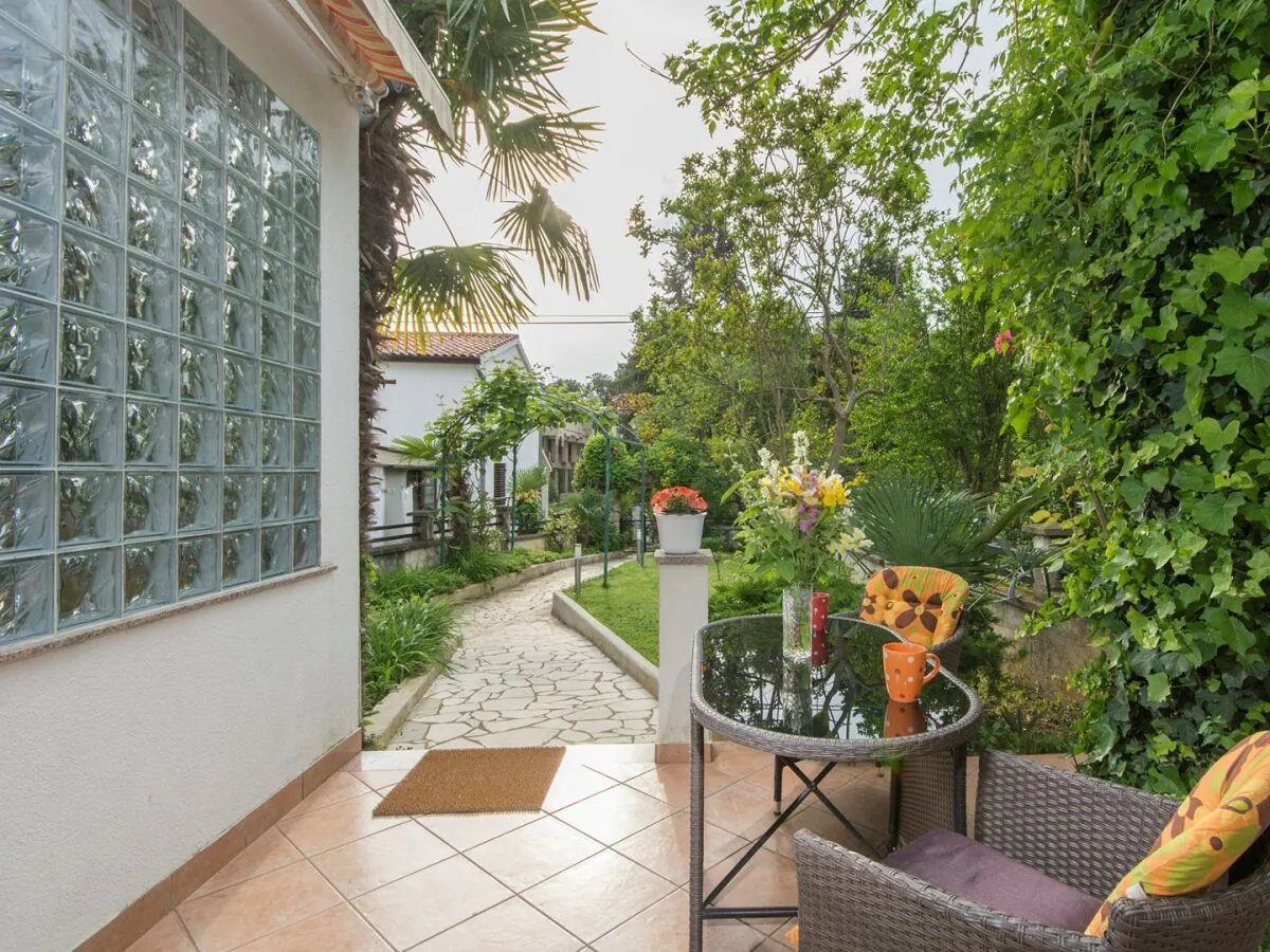 Apartment Apartments Cupar - Valentina, 100 m from the beach - Outdoor photo 3