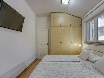 Apartment Apartments Cupar - Valentina, 100 m from the beach - Features photo 13