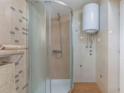 Apartment Apartments Cupar - Valentina, 100 m from the beach - Features photo 17