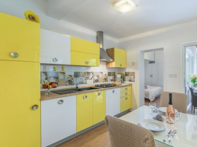 Apartment Apartments Cupar - Stefania, 100 m from the beach - Features photo 17