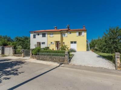 Apartment - Apartment Nensi with Balcony - Outdoor photo 4