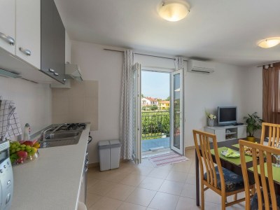 Apartment - Apartment Nensi with Balcony - Features photo 17