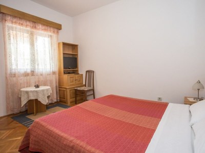 Apartment Apartments Staver - One-Bedroom Apartment  No.1 with Terrace - Features photo 11