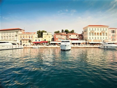 Apartment Apartments Staver - One-Bedroom Apartment  No.1 with Terrace - Environment photo 14