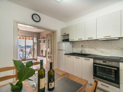 Apartment - Apartment Vesna Kandlerova with Sea View - Features photo 11