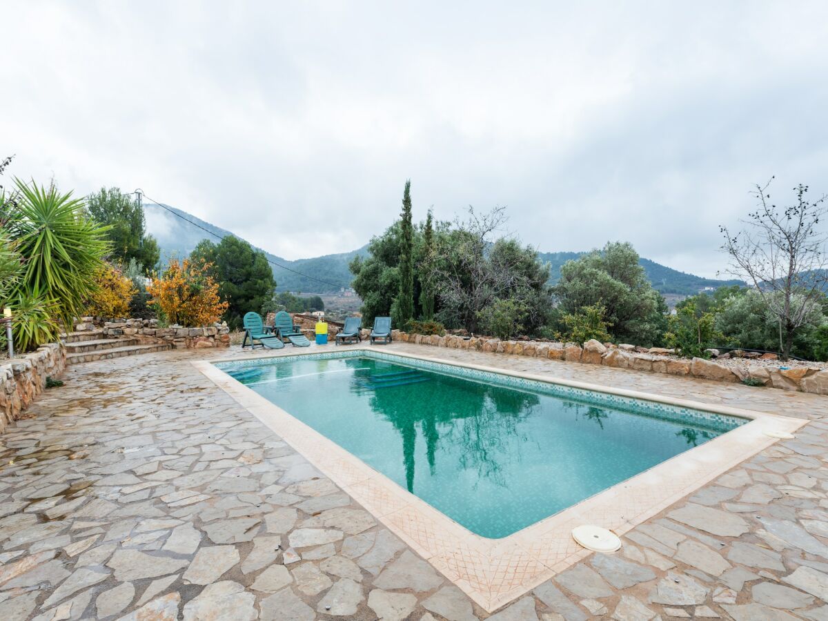 Farmhouse Belvilla by OYO Masia Vinaixa - Outdoor photo 4