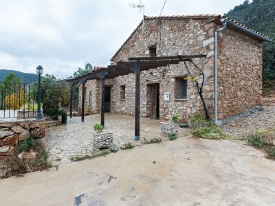 Farmhouse Belvilla by OYO Masia Vinaixa - Outdoor photo 2