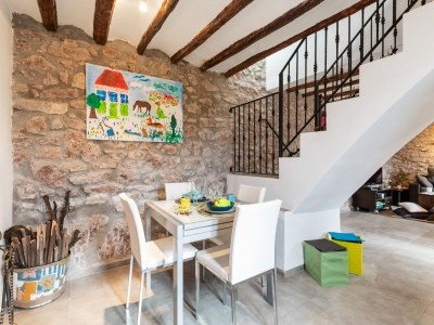 Farmhouse Belvilla by OYO Masia Vinaixa - Features photo 24