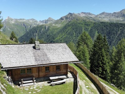 Alpine hut Sagritzerwirt Almhüttl - Outdoor photo 2