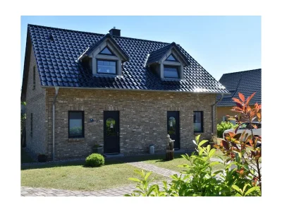 Holiday house "Leucthturm" ('Lighthouse ') - Outdoor photo 2