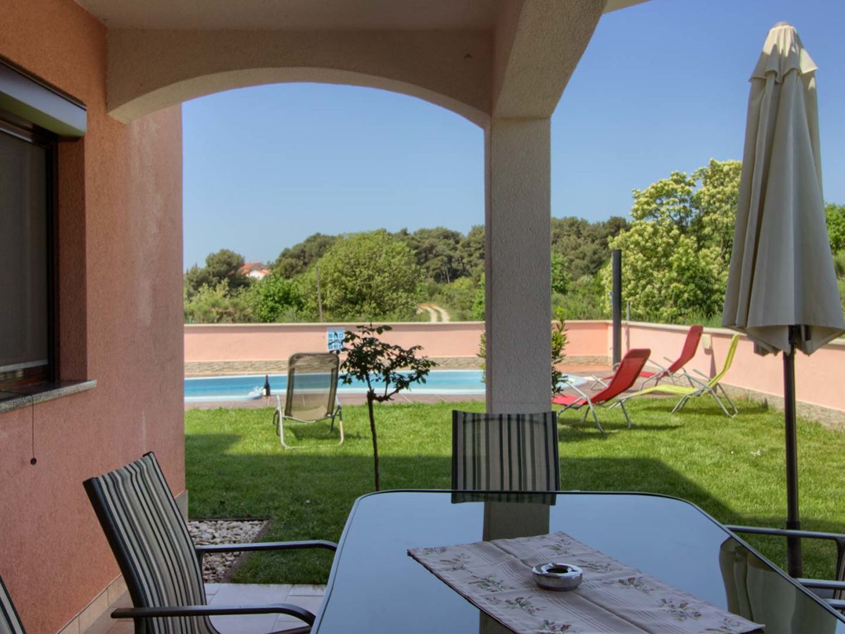 Villa Villa Joy with private pool - Outdoor photo 5