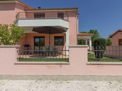 Villa Villa Joy with private pool - Outdoor photo 6