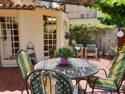 Holiday house Holiday Home in Lorgues with Pool and Terrace - Outdoor photo 8