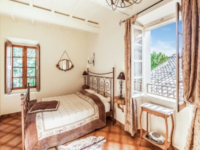 Holiday house Holiday Home in Lorgues with Pool and Terrace - Features photo 32