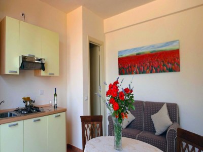 Apartment Wohnung in Piticchio mit Pool und Aussicht - Features photo 14