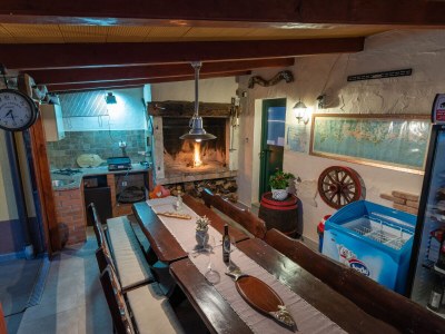 Holiday house House sole, heated pool - Outdoor photo 5