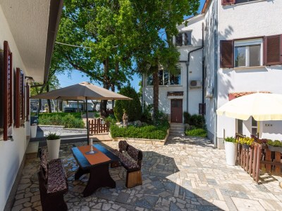 Holiday house House sole, heated pool - Features photo 28