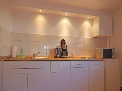 Apartment Cozy Apartment with Garden - Features photo 7