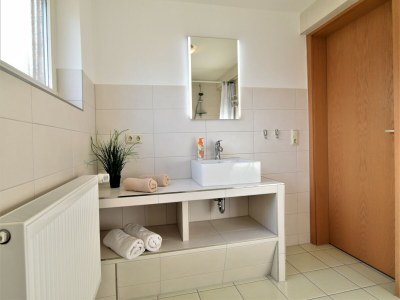 Apartment Cozy Apartment with Garden - Features photo 9