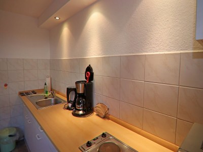 Apartment Cozy Apartment with Garden - Features photo 12