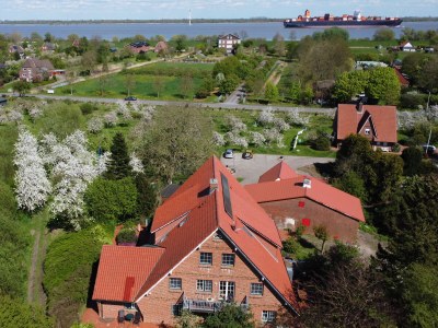 Holiday apartment Große Ferienwohnung Südterrasse in Sandstrandnähe der Elbe - Outdoor photo 5