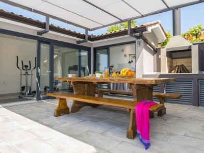 Villa - No title - - Outdoor photo 11