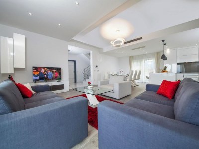 Villa Villa Red with pool & sea view - Features photo 7