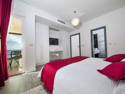 Villa Villa Red with pool & sea view - Features photo 14