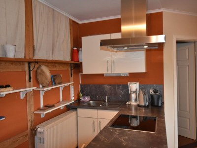 Apartment Besondere Ferienwohnung Bibliothek in Buschhagen - Features photo 19