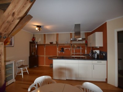 Apartment Besondere Ferienwohnung Bibliothek in Buschhagen - Features photo 30