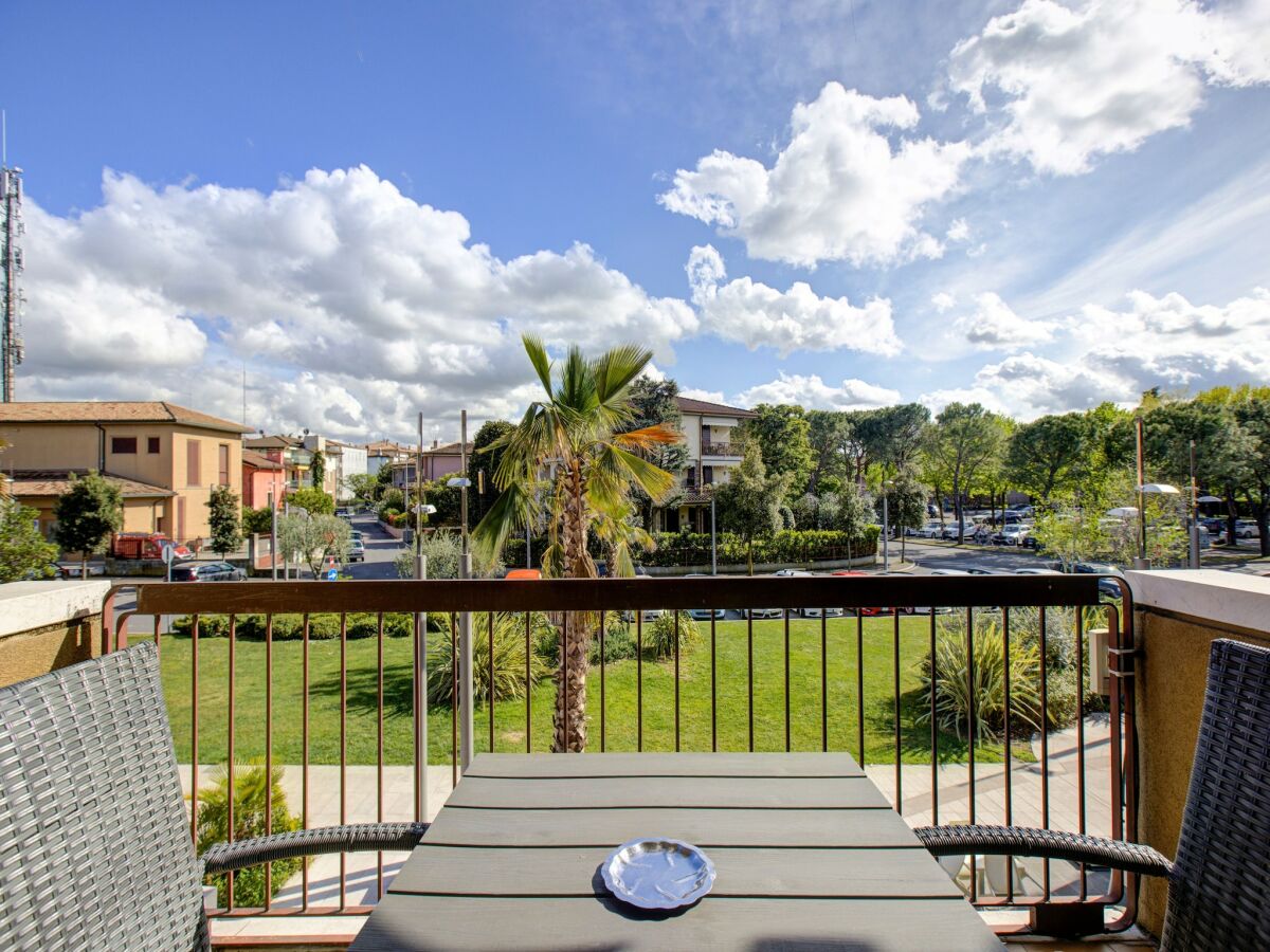 Apartment Apartment near Lake Garda with Pool - Outdoor photo 3