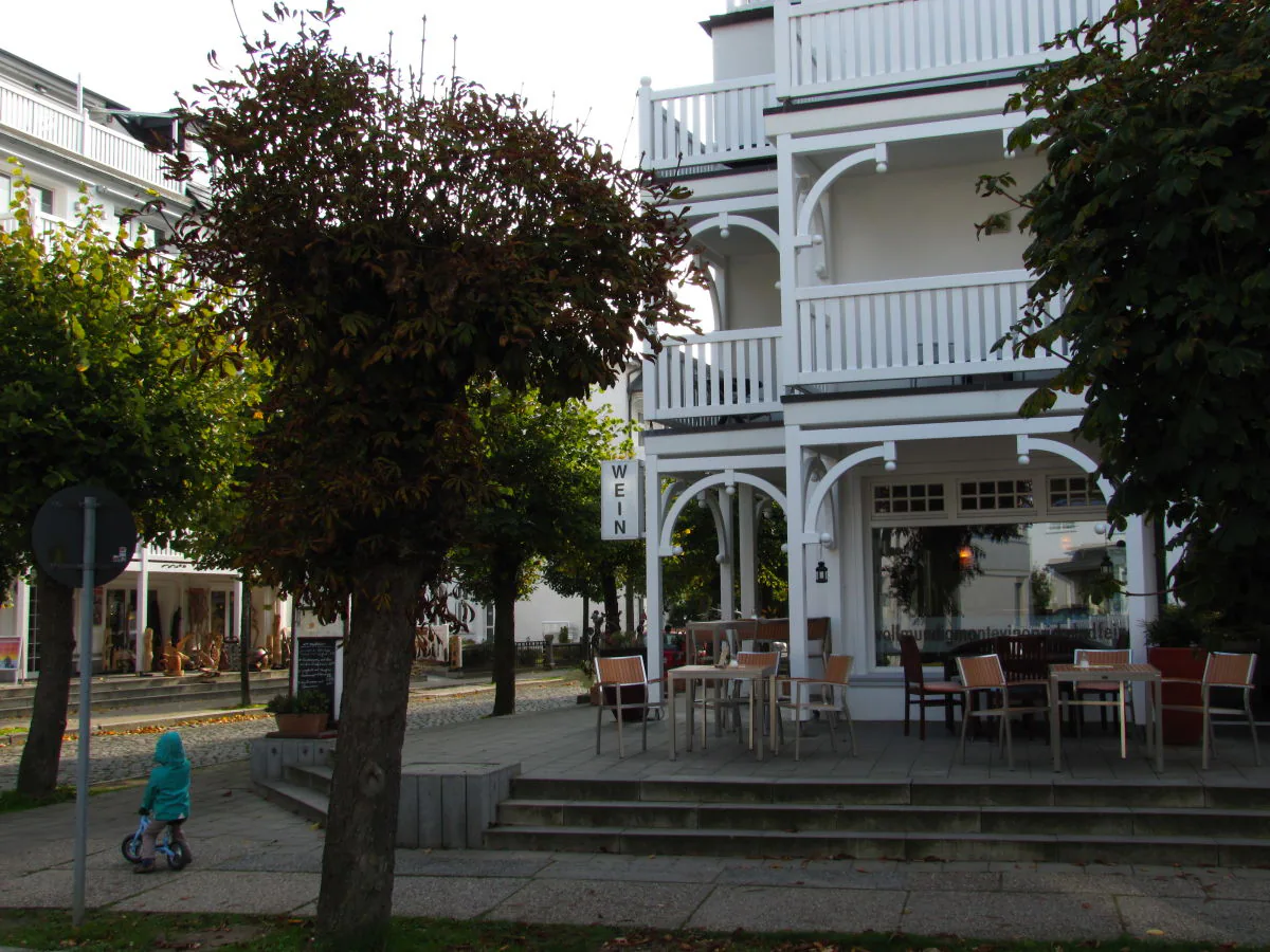 Holiday apartment Nr. 08 "Villa Laetitia" in Binz - Outdoor photo 2