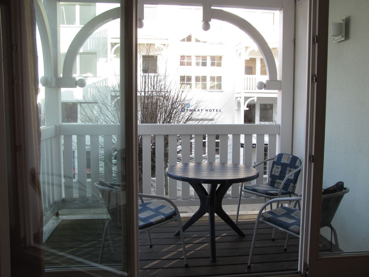 Holiday apartment Nr. 08 "Villa Laetitia" in Binz - Outdoor photo 4