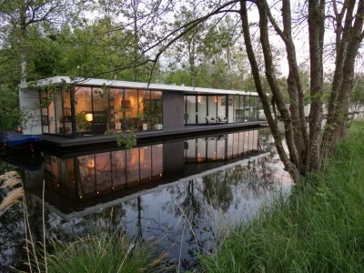House boat van de Beek in Giethoorn - House boat