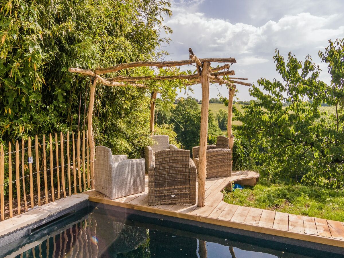 Holiday house Modern holiday home with swimming pool - Outdoor photo 5