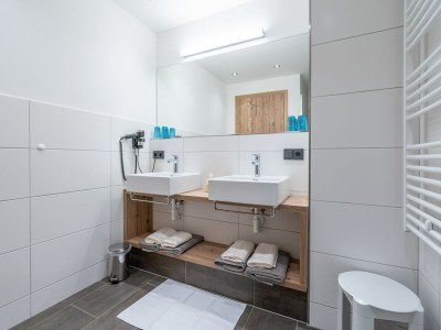 Chalet Chalet in Saalbach near Ski Lift - Features photo 16