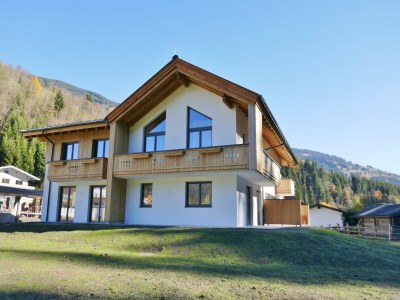 Chalet Chalet in Saalbach near Ski Lift - Outdoor photo 3