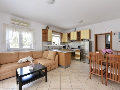 Holiday apartment Villa Predovan - Features photo 17