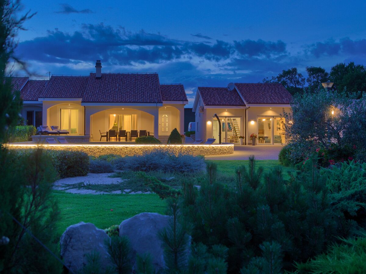 Villa GARDENA - Outdoor photo 5