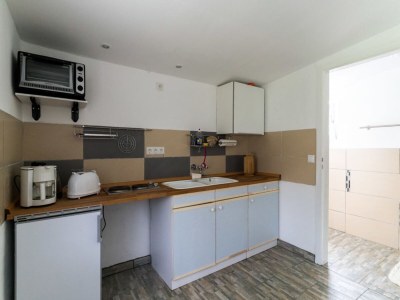 Apartment Vacation Home with Pond - Features photo 6