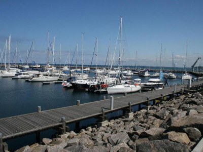 Apartment Vacation Home with Pond - Environment photo 20