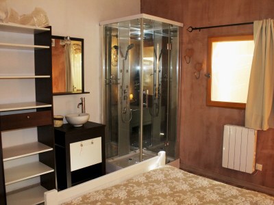 Holiday house Beautiful vacation home with lots of charm and swimming pool - 413 VIL - Features photo 16