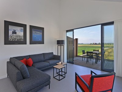 Apartment Waterfront Apartment with Terrace - Features photo 11