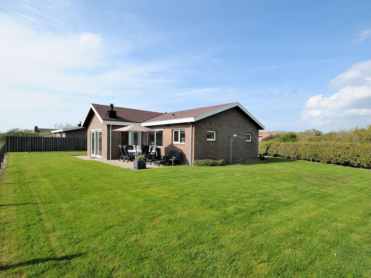 Holiday house Duinzicht (View of the Dunes) - Outdoor photo 4