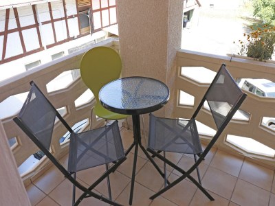 Apartment Charmante Ferienwohnung mit Garten in Hüddingen - Outdoor photo 8