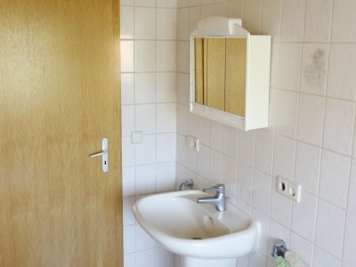 Apartment Charmante Ferienwohnung mit Garten in Hüddingen - Features photo 27