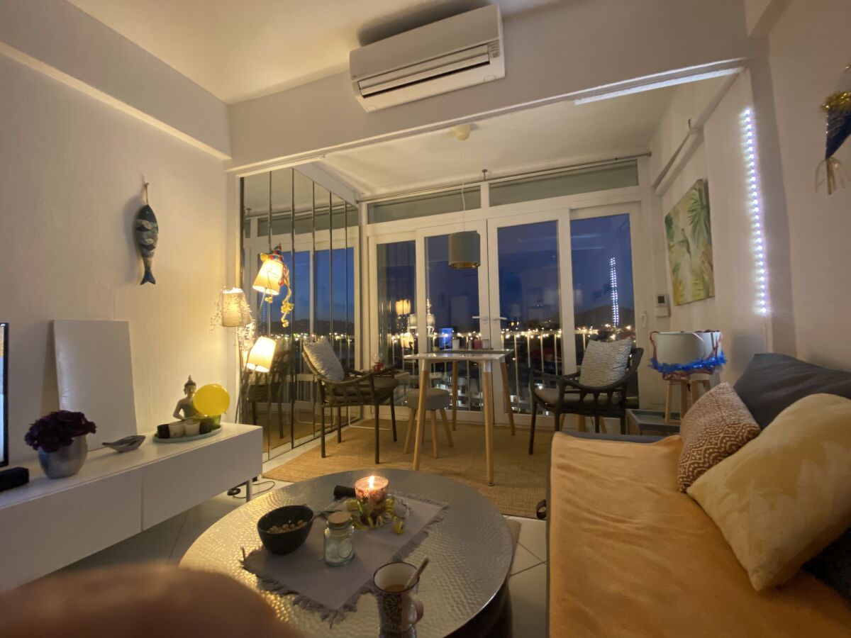 Holiday apartment Studio by the Sea