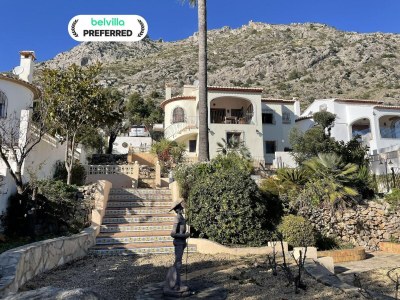 Villa Mediterraner Rückzugsort mit Garten in Denia Region - Villa