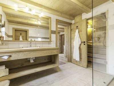 Chalet - No title - - Features photo 8